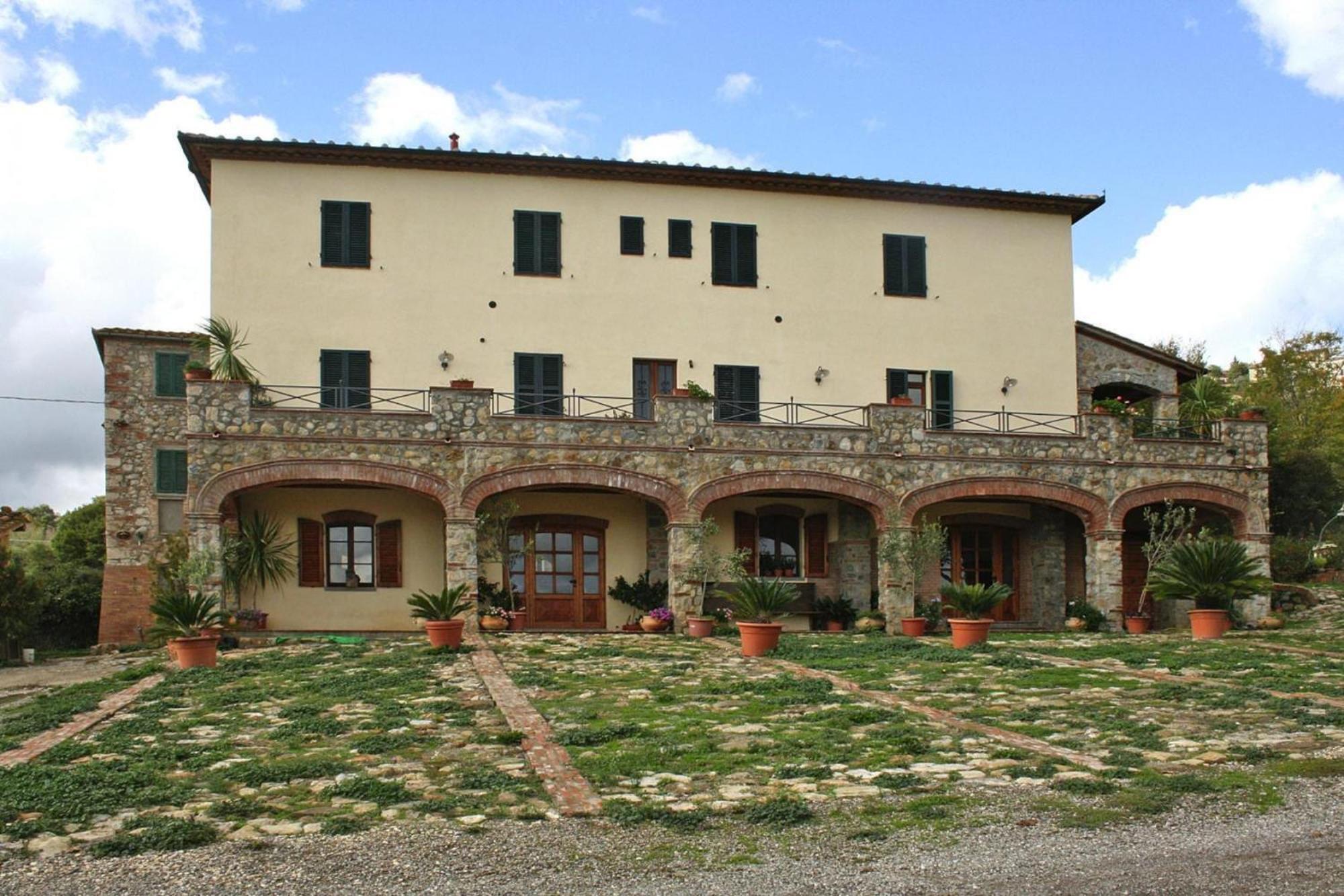 Apartment In Chiusdino With Terrace Buitenkant foto